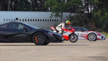 McLaren P1 vs Porsche 918 Spyder vs Ducati 1199 Superleggera drag race