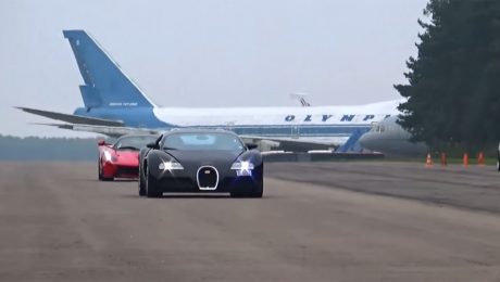 Veyron vs LaFerrari Vmax200 Evomax in a Drag Race